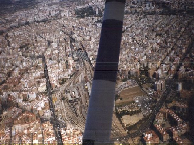 VALENCIA4.jpg (98228 bytes)