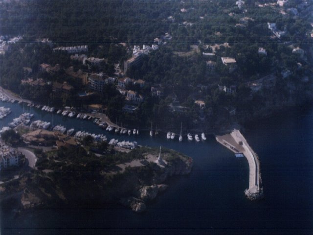 VALENIBIZA2.jpg (50614 bytes)